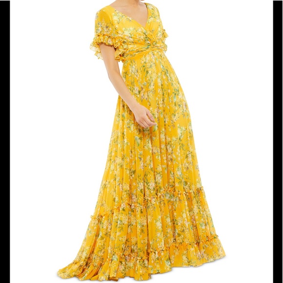 Mac Duggal
Floral Print Surplice V-Neck Sheer Ruffle Sleeve A-Line Gown - Picture 1 of 17